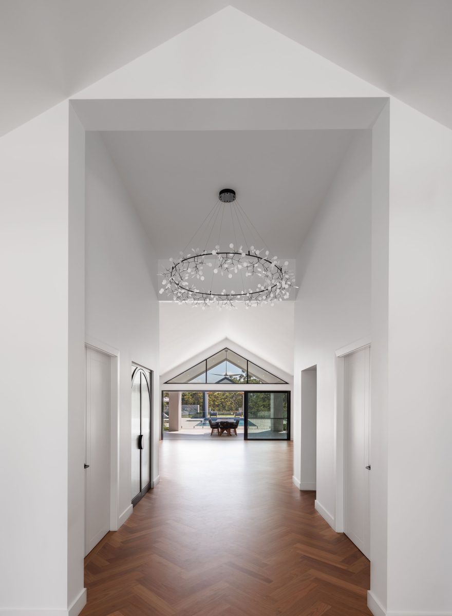 Cunningham Custom Homes_ANNANGROVE_HOUSE_FOYER_2