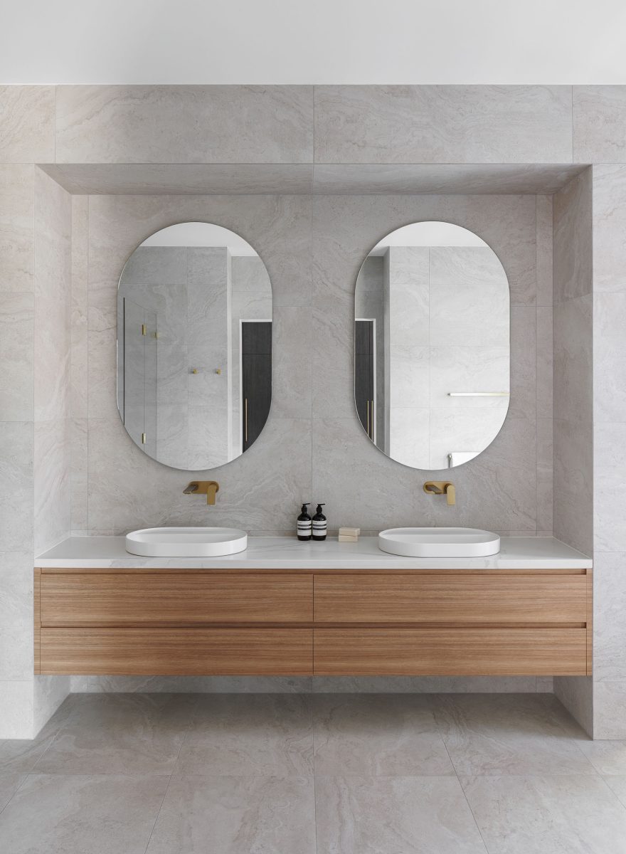 Cunningham Custom Homes_ANNANGROVE_HOUSE_MASTER_ENSUITE_VANITY